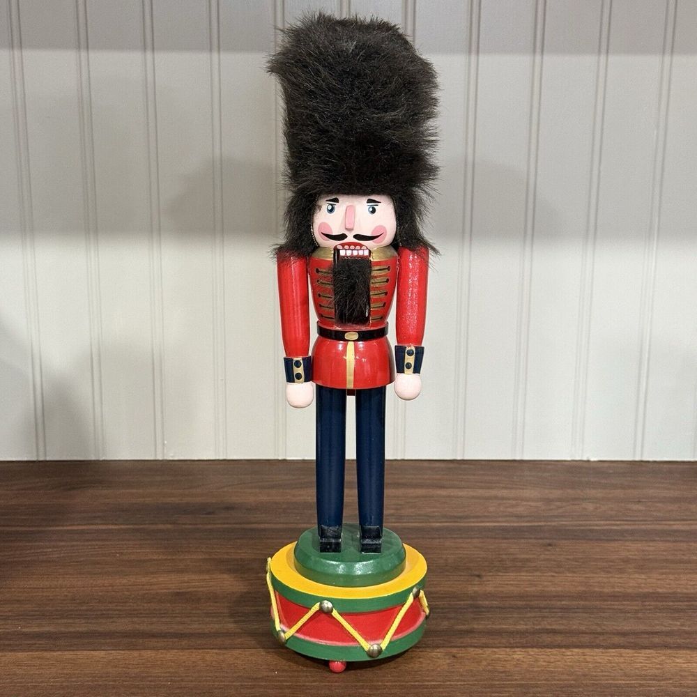 Kurt Adler Nutcracker Christmas‎ Music Box 14" Tall Vintage Soldier Musical